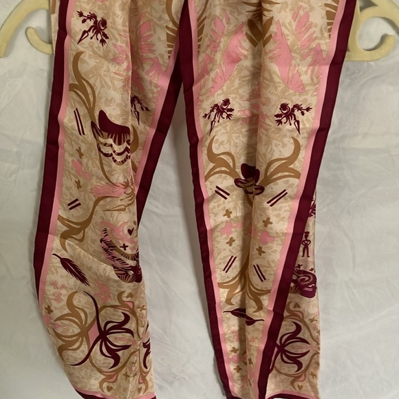 Ford: 2006 Pink/Maroon 100% Silk Scarf- Ford Cares- Warriors in Pink - Picture 10 of 16